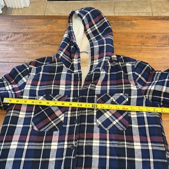 Boston Traders flannel Hoodie - Picture 4 of 7